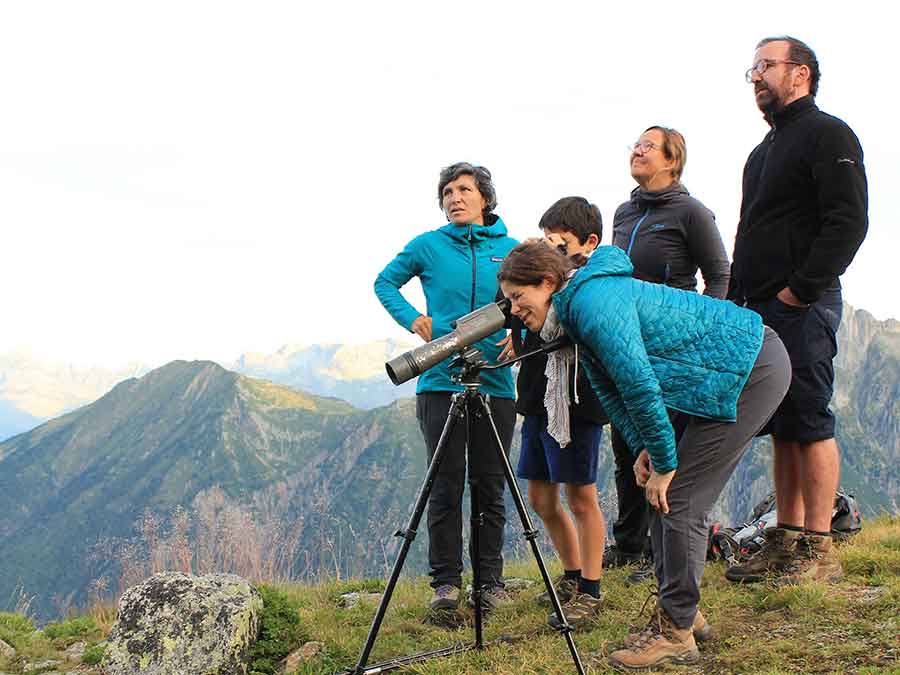 Explorer la montagne Mont-Blanc en famille