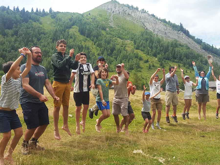 Explorer la montagne Mont-Blanc en famille